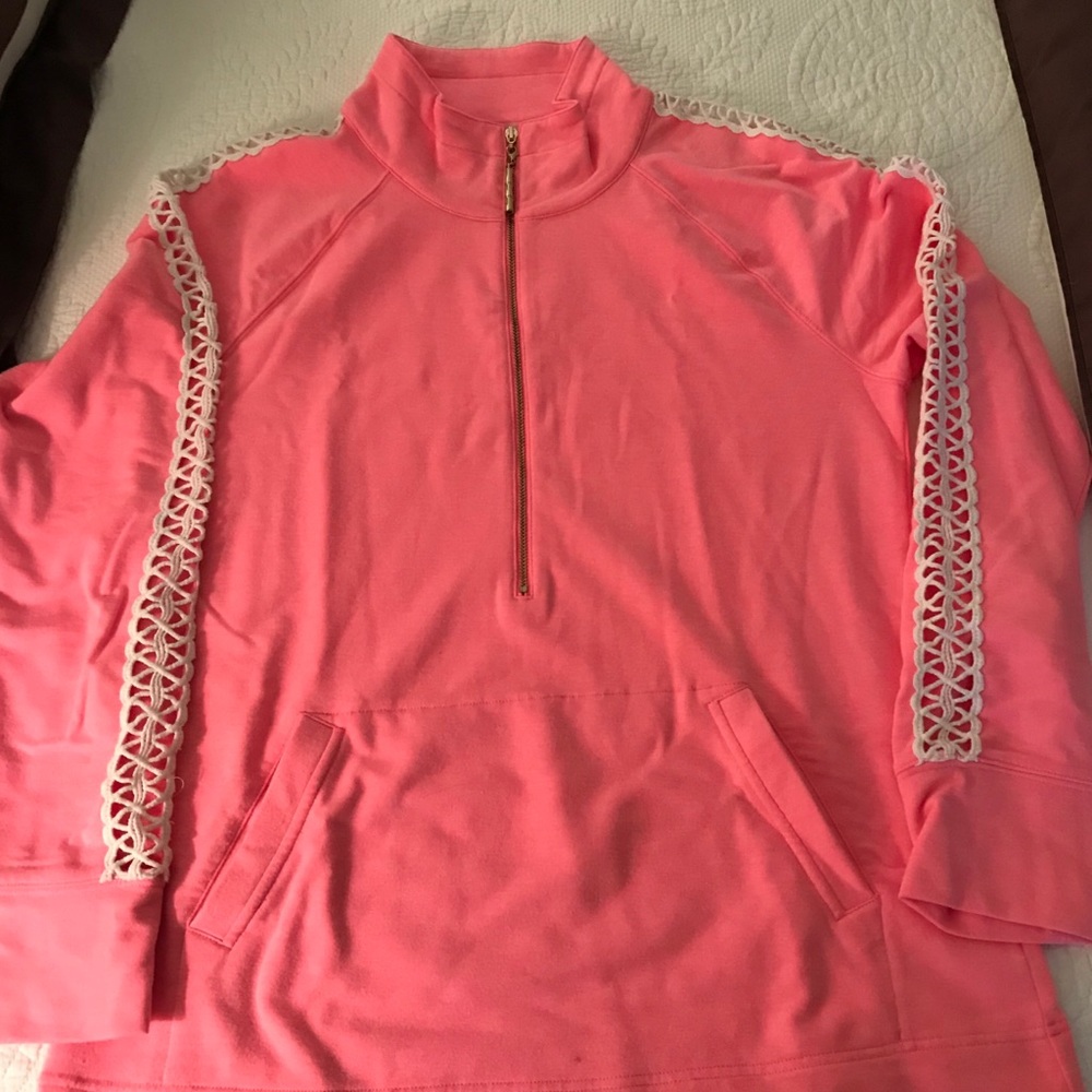 Lilly Pulitzer Women’s 1/4 Zip Pullover; Size M